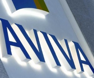 Aviva cuts dividend but share price rises